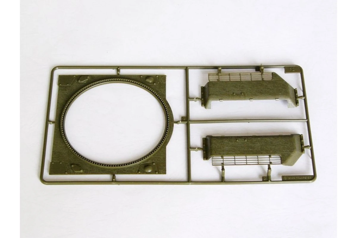 00903 | Trumpeter 1/16 1943 T-34-76 Medium Tank Scaled Plastic Model Kit 12 00903 | Trumpeter 1/16 1943 T-34-76 Medium Tank Scaled Plastic Model Kit - Image 12