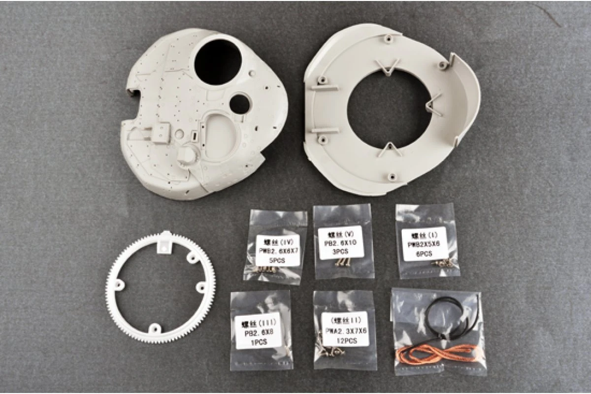 00925 | Trumpeter 1/16 Russian T-72B1 W/ Kontakt-1 Reactive Armor Main Battle Tank Scaled Plastic Model Kit 7 00925 | Trumpeter 1/16 Russian T-72B1 W/ Kontakt-1 Reactive Armor Main Battle Tank Scaled Plastic Model Kit - Image 7