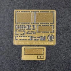 01549 | Trumpeter 1/35 Iraqi Regular Army 1972 T-62 Tank Scaled Plastic Model Kit -Outlet Crafted Scale Store TRU 01549 62 1200x800 1