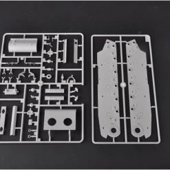 01570 | Trumpeter 1/35 Soviet KV-122 Heavy Tank Scaled Plastic Model Kit -Outlet Crafted Scale Store TRU 01570 07 1200x800 1
