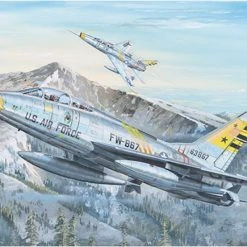 02246 | Trumpeter 1/32 F-100F Super Sabre Jet Fighter Scaled Plastic Model Kit