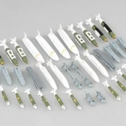 03305 | Trumpeter 1/32 US Aircraft Smart Bombs Weapons Set -Outlet Crafted Scale Store TRU 03305 53 1200x800 1