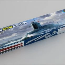 05910 | Trumpeter 1/144 Plan Type 092 XIA Class SSBN Chinese Navy Submarine Scaled Plastic Model Kit