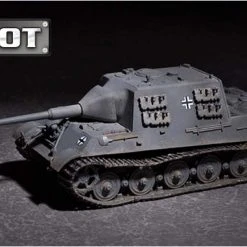 07166 | Trumpeter 1/72 German Jagdtiger W/ 88mm L71 Tank Scaled Plastic Model Kit